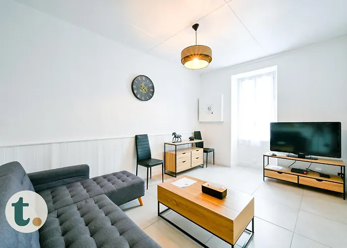 Tranquiloue - Grande Maison à 3min Du Puydufou !