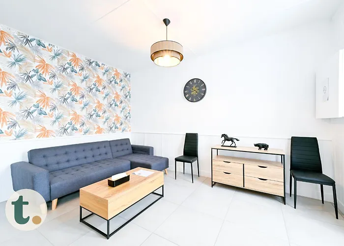 Hébergement de vacances Tranquiloue - Grande Maison à 3min Du Puydufou ! *